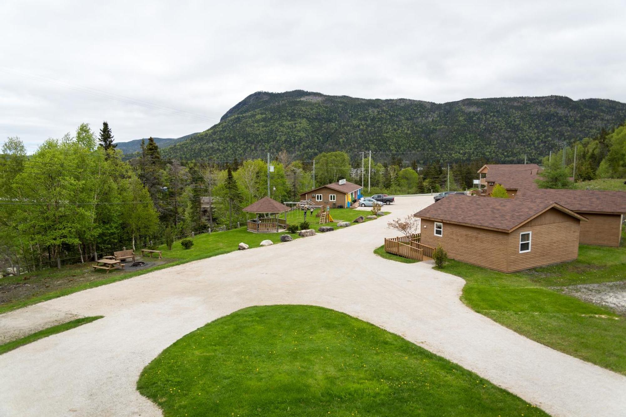 Middle Brook Cottages & Chalets Glenburnie Bilik gambar