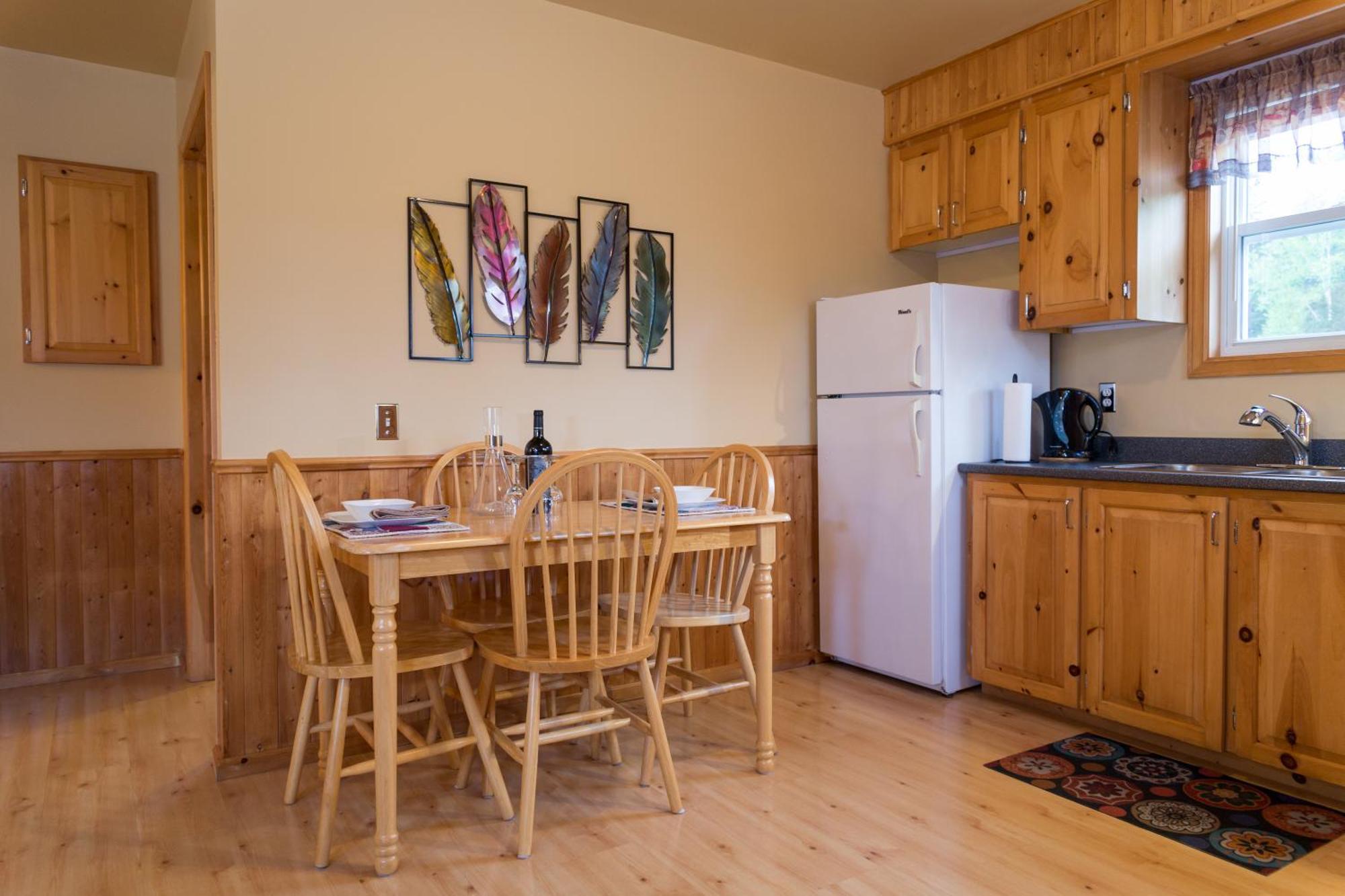 Middle Brook Cottages & Chalets Glenburnie Bilik gambar
