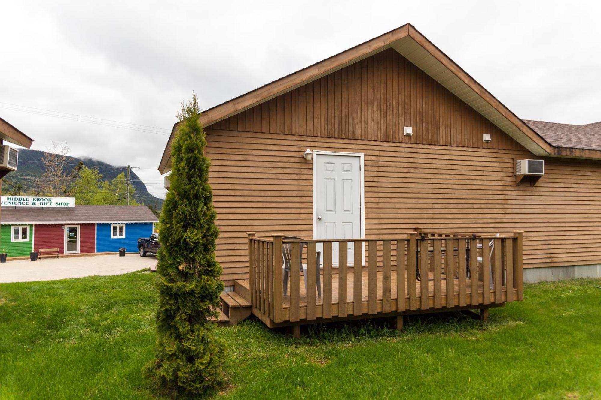 Middle Brook Cottages & Chalets Glenburnie Bilik gambar