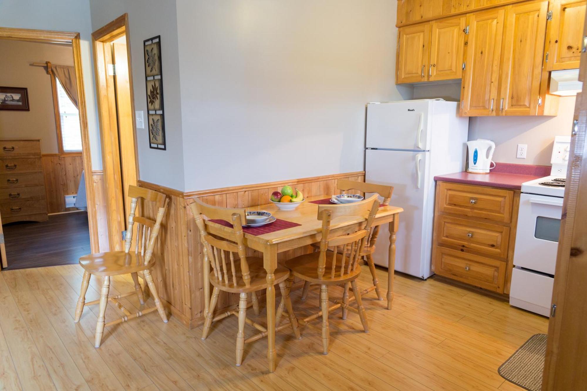 Middle Brook Cottages & Chalets Glenburnie Bilik gambar